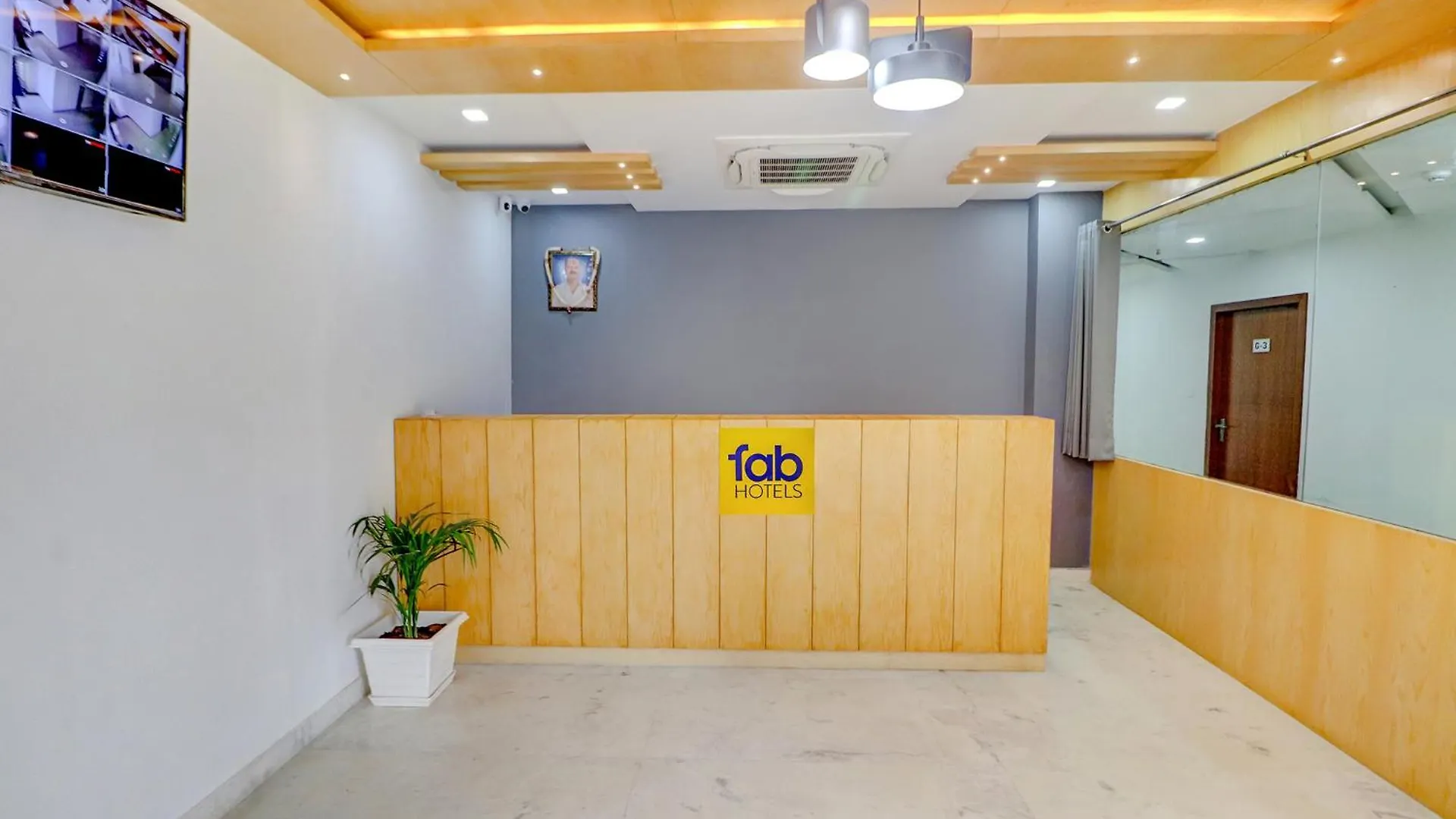 Fabhotel Premium Kashi Varanasi Hotel