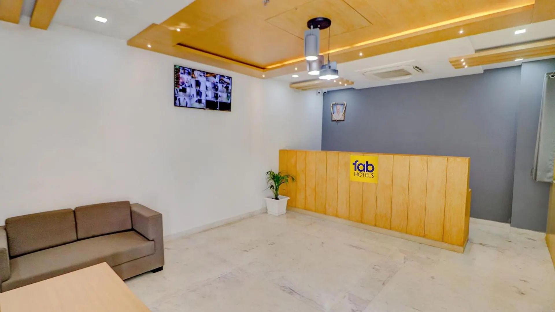Fabhotel Premium Kashi Varanasi India