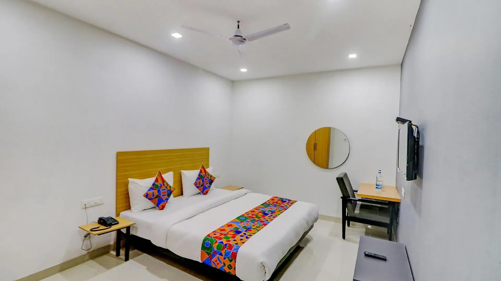 Hotel Fabhotel Premium Kashi Varanasi